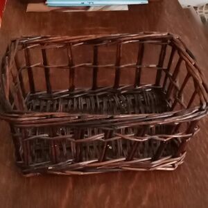 Vintage Wicker Rectangle Basket, size 10.5 x 7 x 6 inches.